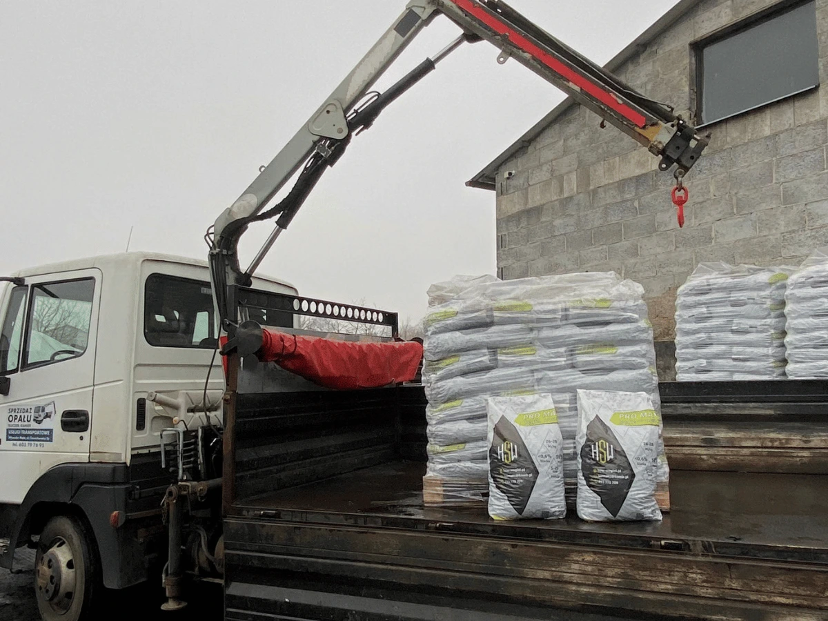 Węgiel groszek wysocko małe